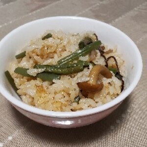 山菜水煮で☆簡単山菜炊き込みご飯